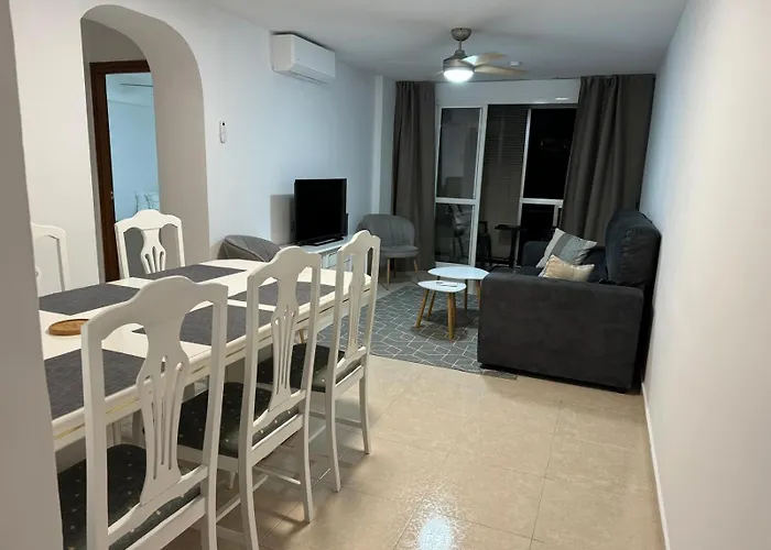 Nuevo Acapulco Фуэнхирола